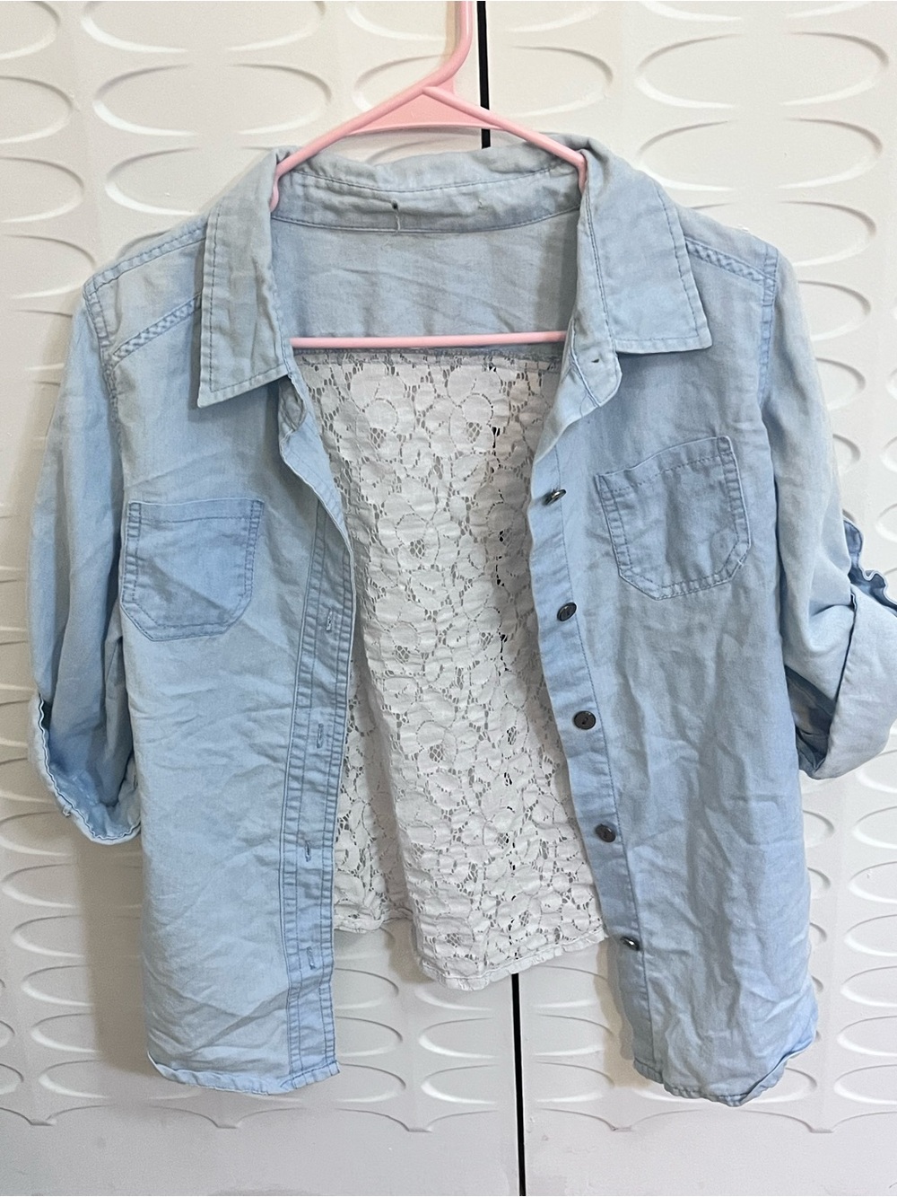 Women’s Small Light Blue Chambray Lace Back Light Wash Button Down Shirt